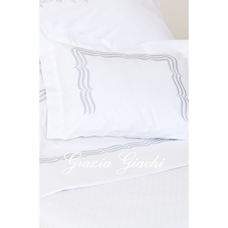 Onda Duvet Cover