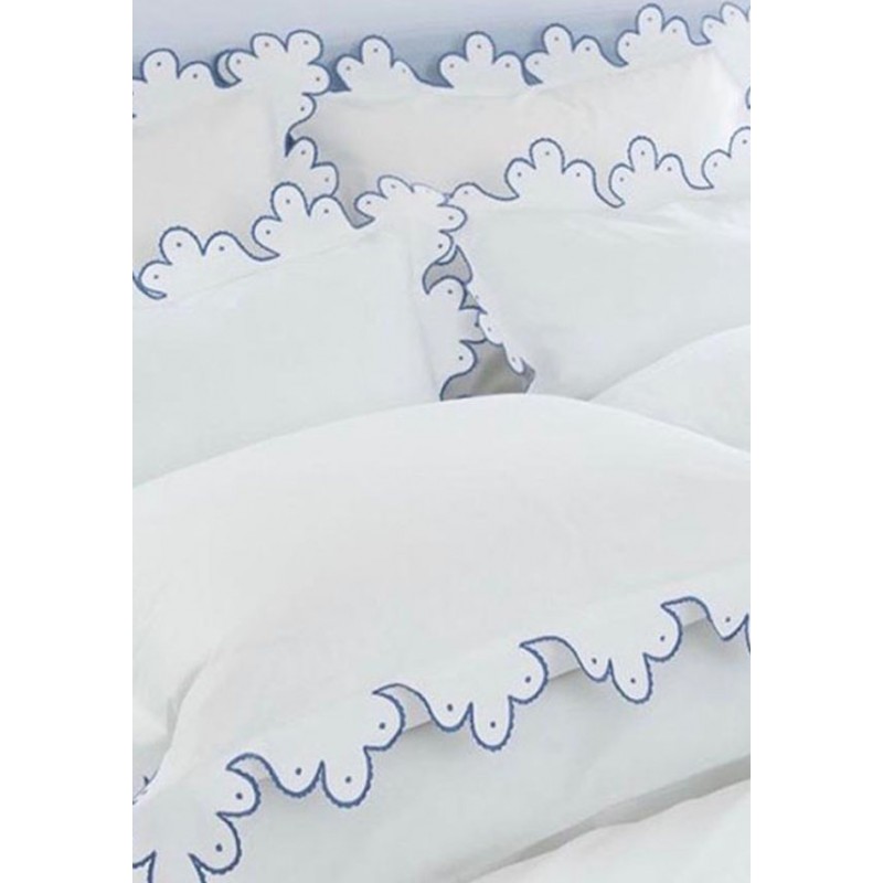 Gentile Duvet Cover